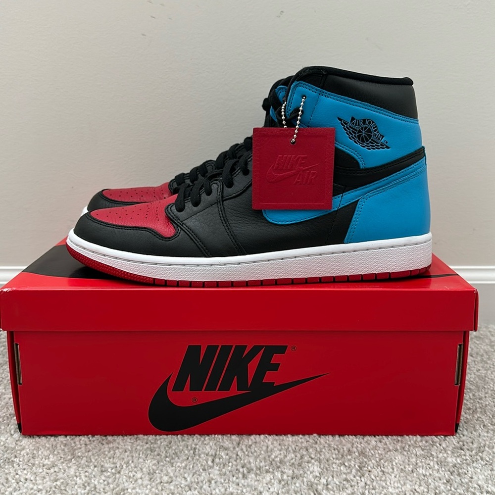 Jordan 1 UNC to Chicago Women’s Size 12 (Men’s 10.5) Worn Once